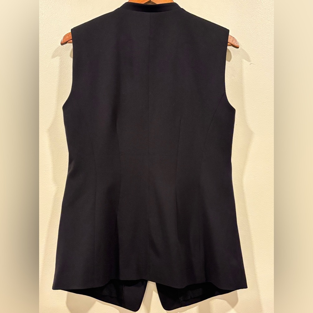 White House Black Market Black Vest with Leopard Lining - Picture 2 of 5